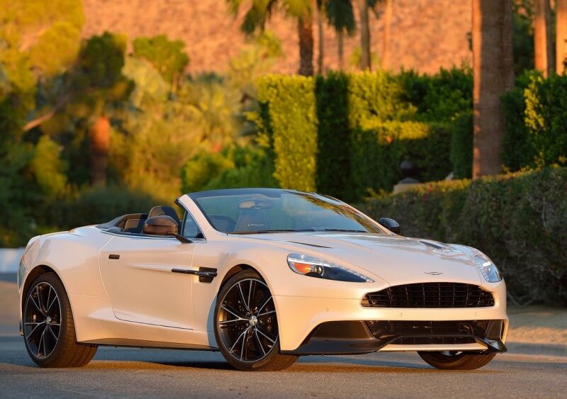 Фотография Aston Martin Vanquish