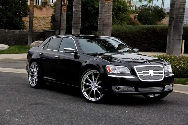 Chrysler 2012 года