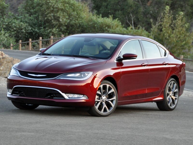 Chrysler 200 2015 года