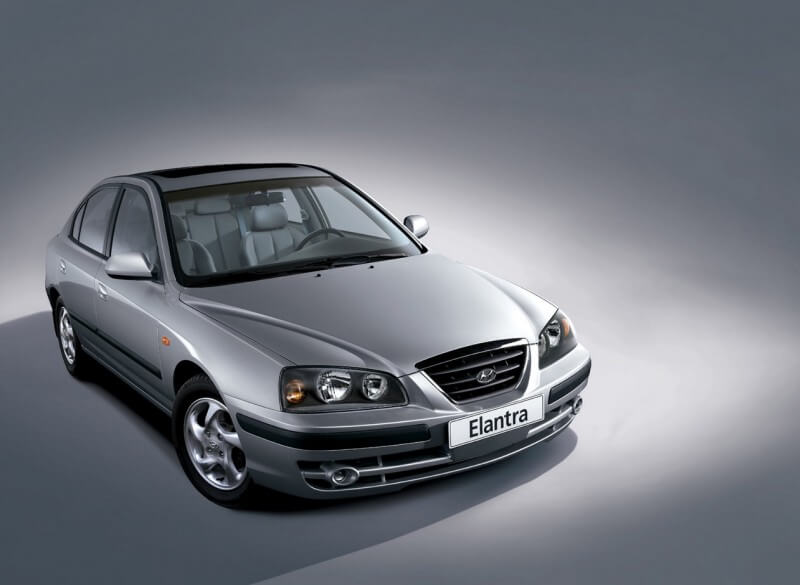 Hyundai Elantra (2004) Hyundai Elantra (2004)