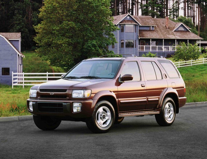 Infiniti QX4 1998 года Infiniti QX4 1998 года
