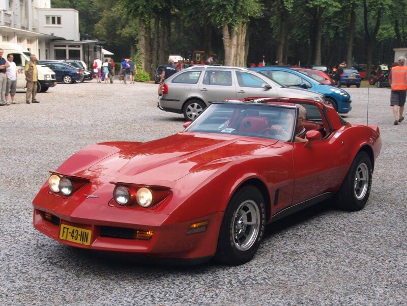 Chevrolet Corvette 1985 года Chevrolet Corvette 1985 года