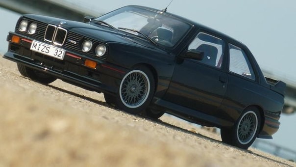 Фотография BMW M3 E30 Sport Evolution 