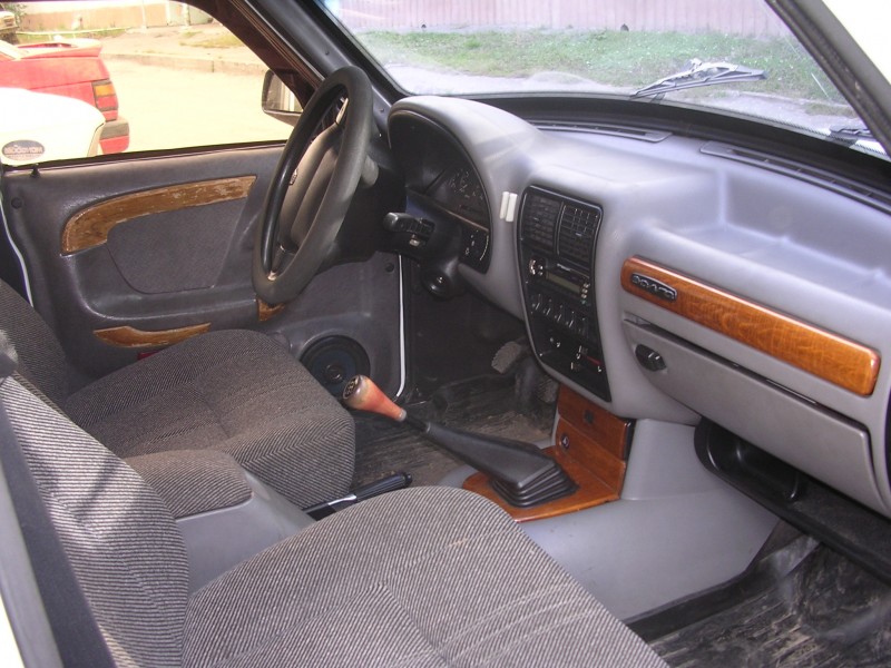 Салон ГАЗ-3110 ГАЗ-3110 фотография салона