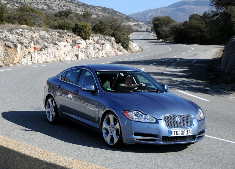 Jaguar XF фотография автомобиля Jaguar XF фотография автомобиля