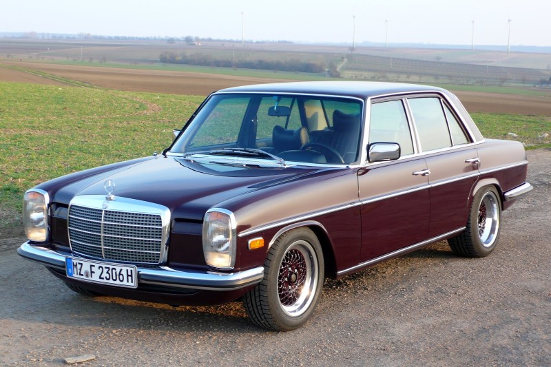 Mercedes W115 Mercedes W115