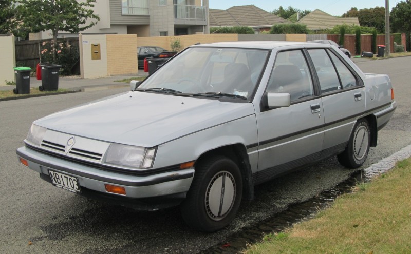 Proton Saga 1987 года