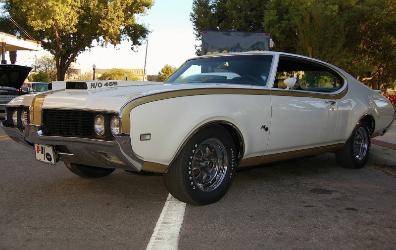 Фотография автомобиля Oldsmobile 442 Hurst Фотография автомобиля Oldsmobile 442 Hurst