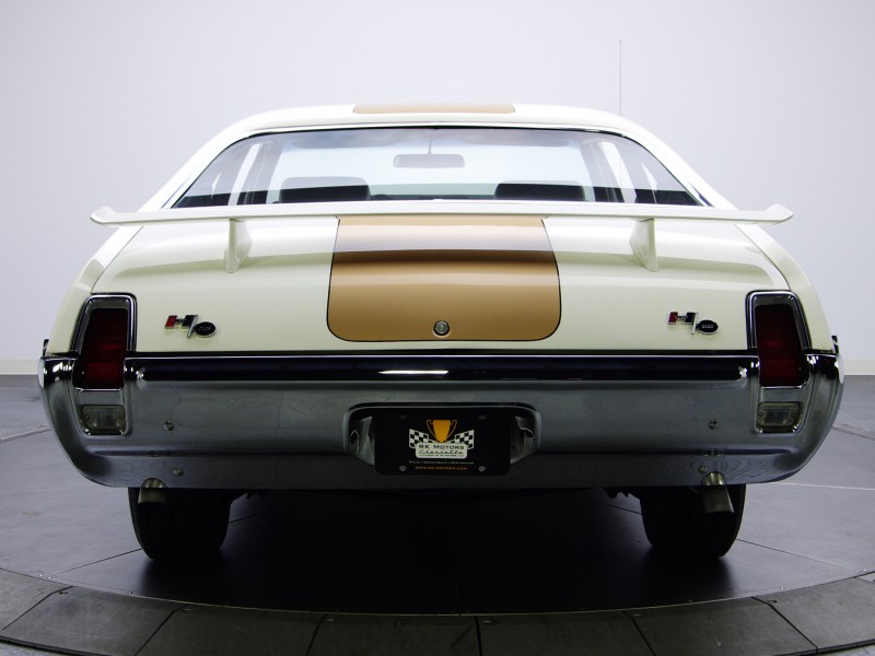 Oldsmobile 442 Hurst вид сзади Oldsmobile 442 Hurst вид сзади