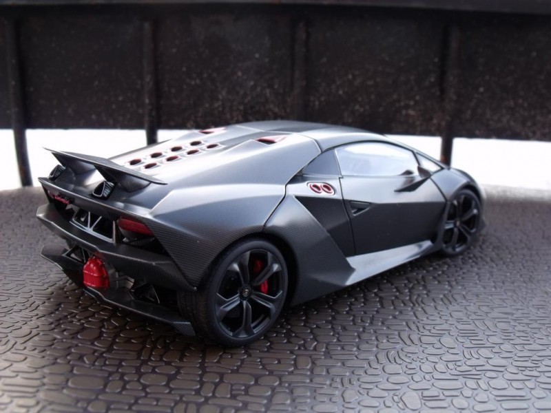 Фотография Lamborghini Sesto Elemento