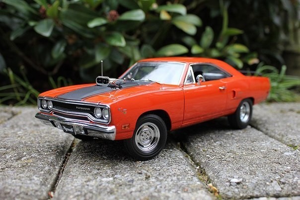 Plymouth Roadrunner фото