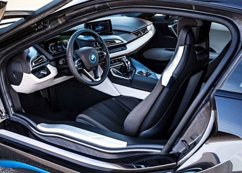 BMW i8 BMW i8 интерьер