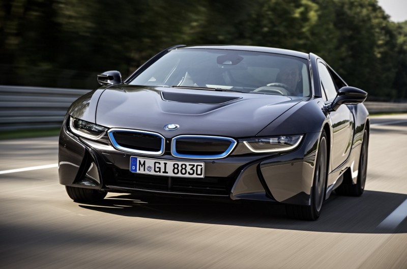 BMW i8 Вид спереди BMW i8