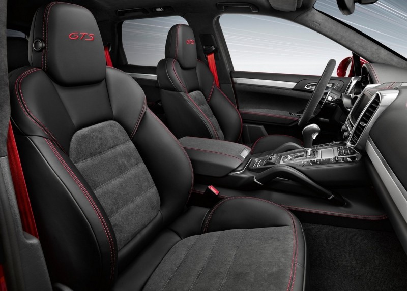 Porsche Cayenne GTS фотография салона Porsche Cayenne GTS фотография салона