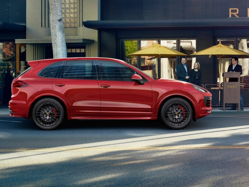 Кроссовер Porsche Cayenne GTS Кроссовер Porsche Cayenne GTS