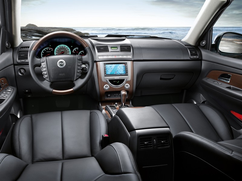 Интерьер SsangYong Rexton W SsangYong Rexton W интерьер
