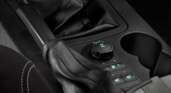 Обновленный внедорожник УАЗ Патриот 2015 Обновленный внедорожник УАЗ Патриот 2015