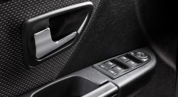 Кнопка блокировки открывания замков дверей Кнопка блокировки открывания замков дверей