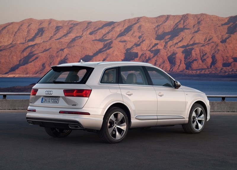 Audi Q7 2016 года Audi Q7 новый