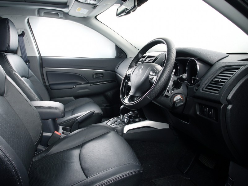 Citroen C4 Aircross Citroen C4 Aircross интерьер