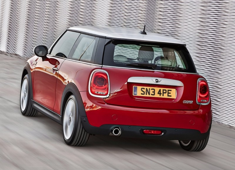 Mini Cooper 3 Вид сзади Mini Cooper 3
