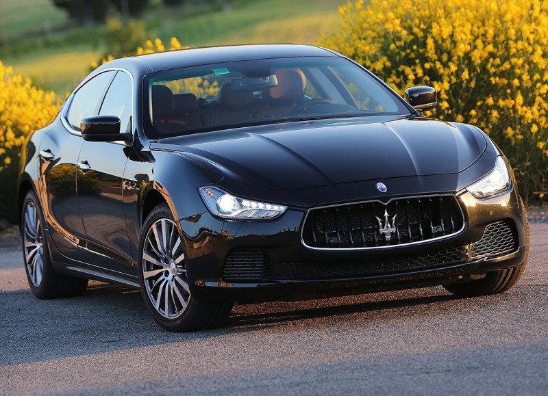 Maserati Ghibli 3 вид спереди Вид спереди Maserati Ghibli 3