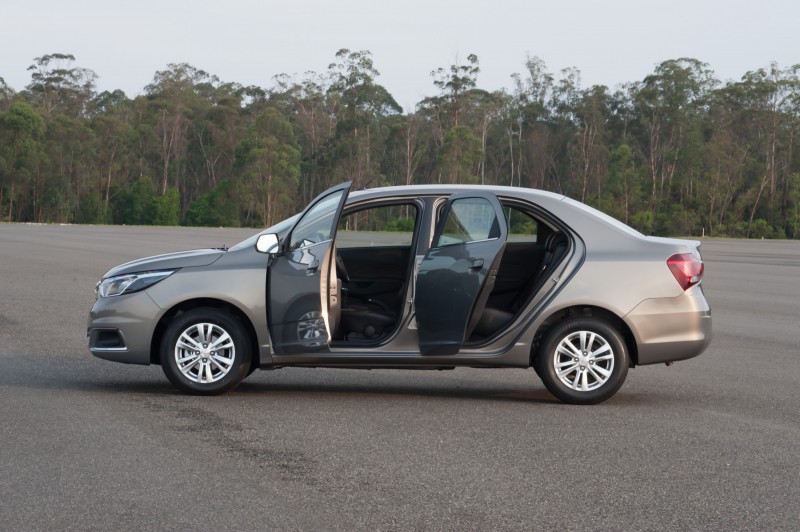 Chevrolet Cobalt Chevrolet Cobalt фотография автомобиля