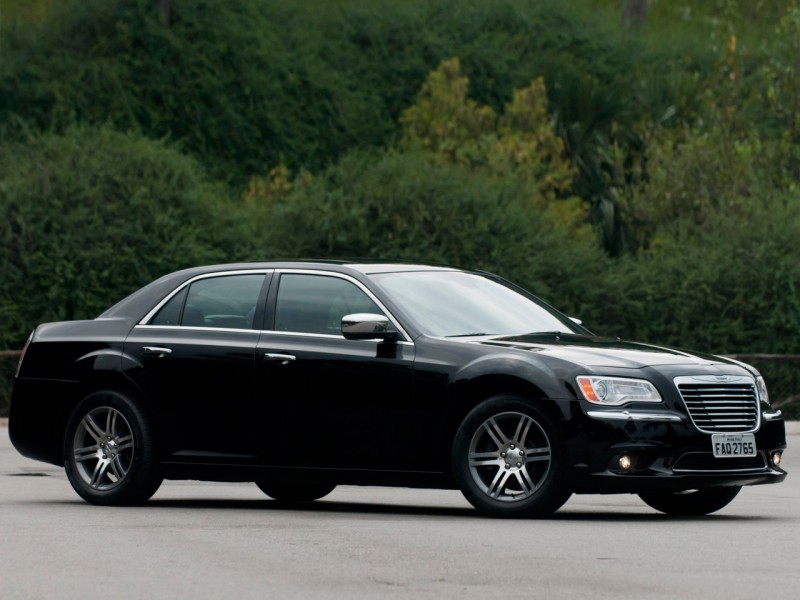 Фото Chrysler 300C II