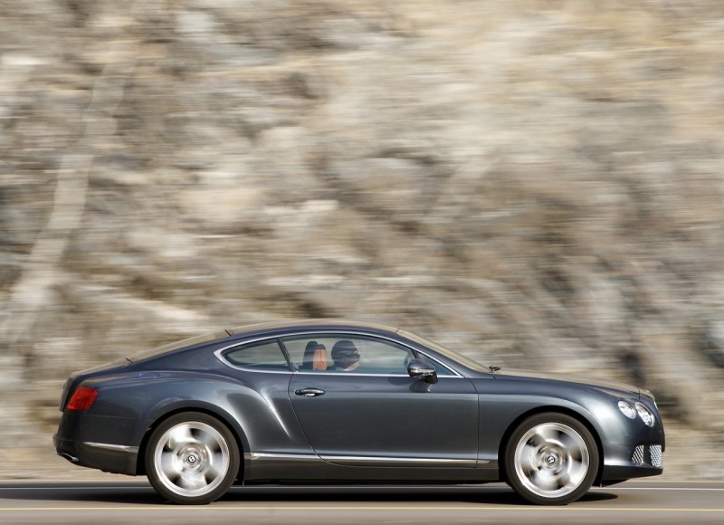 Bentley Continental GT вид сбоку Вид сбоку Bentley Continental GT