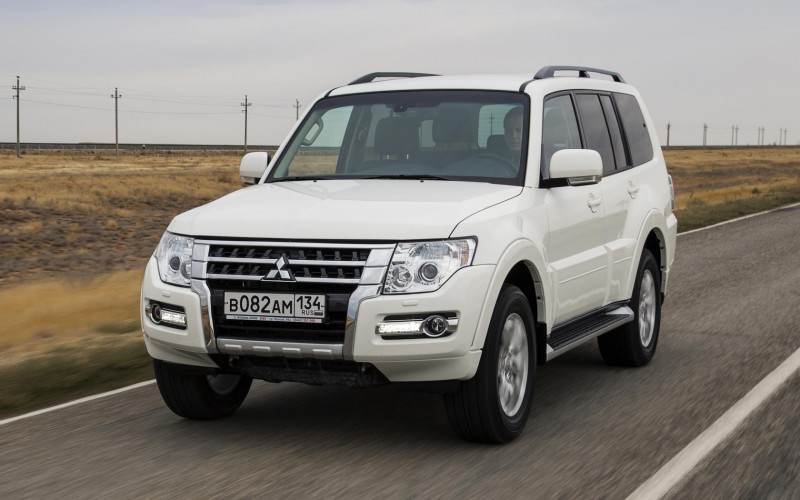 Mitsubishi Pajero 4 Mitsubishi Pajero 4 фотография