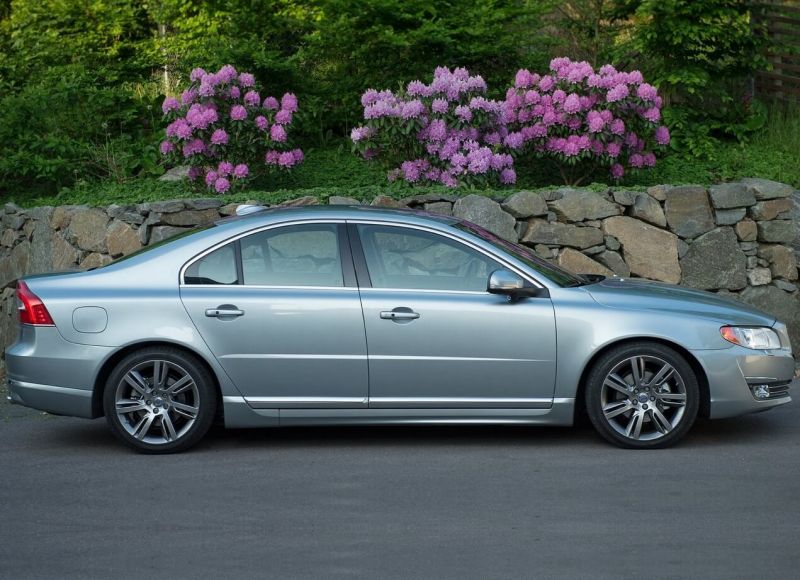 Volvo S80 Вид сбоку Volvo S80