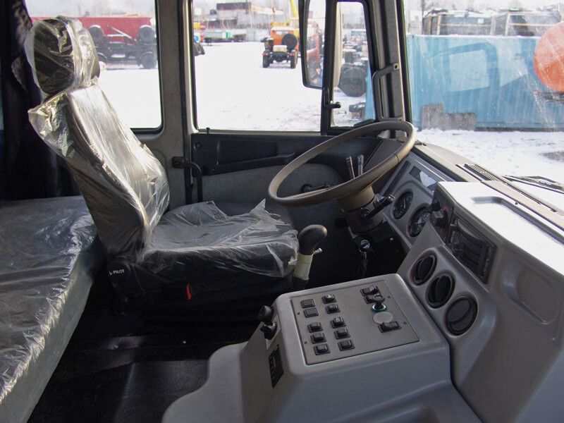 Урал-63685 Салон Урал-63685