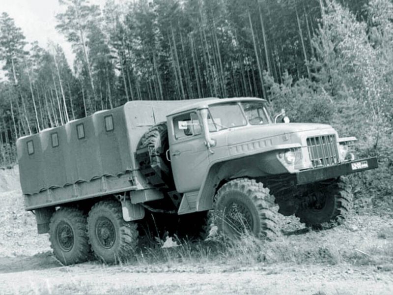 Урал-375 Урал-375 грузовой автомобиль