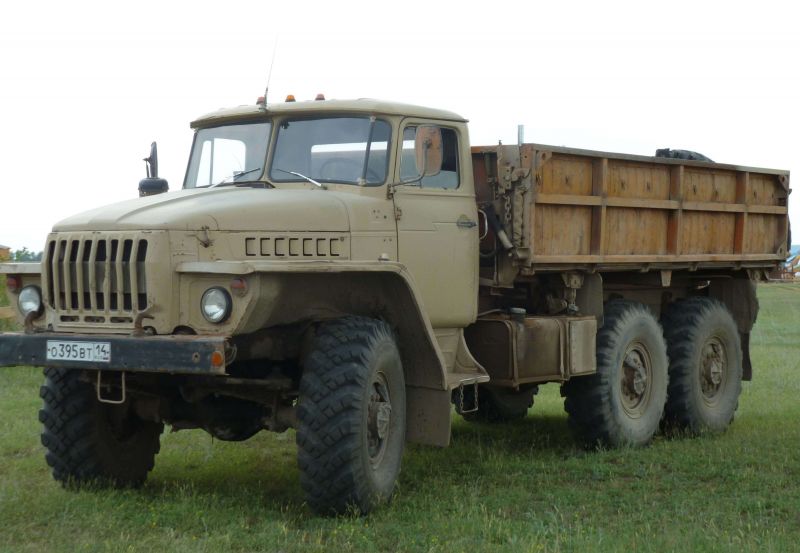 Урал-55571 Урал-55571 бортовой