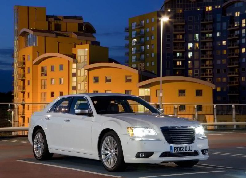 Фото авто Chrysler 300C