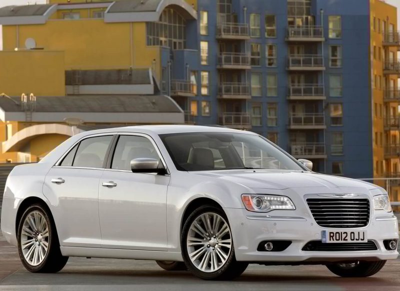 Chrysler 300C новый