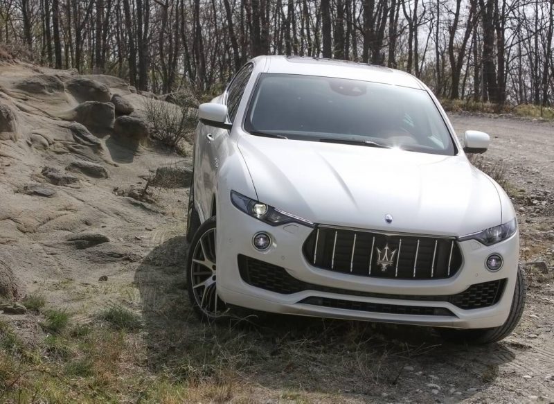Фотография Maserati Levante Кроссовер Maserati Levante