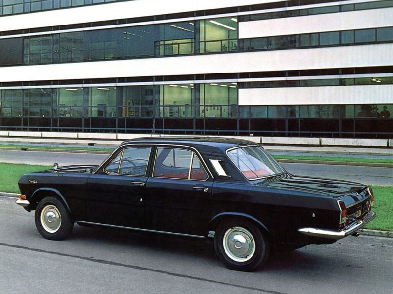 Авто ГАЗ-24 1969 года