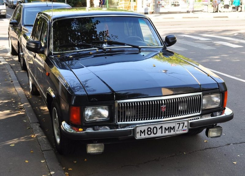 Авто ГАЗ-3102