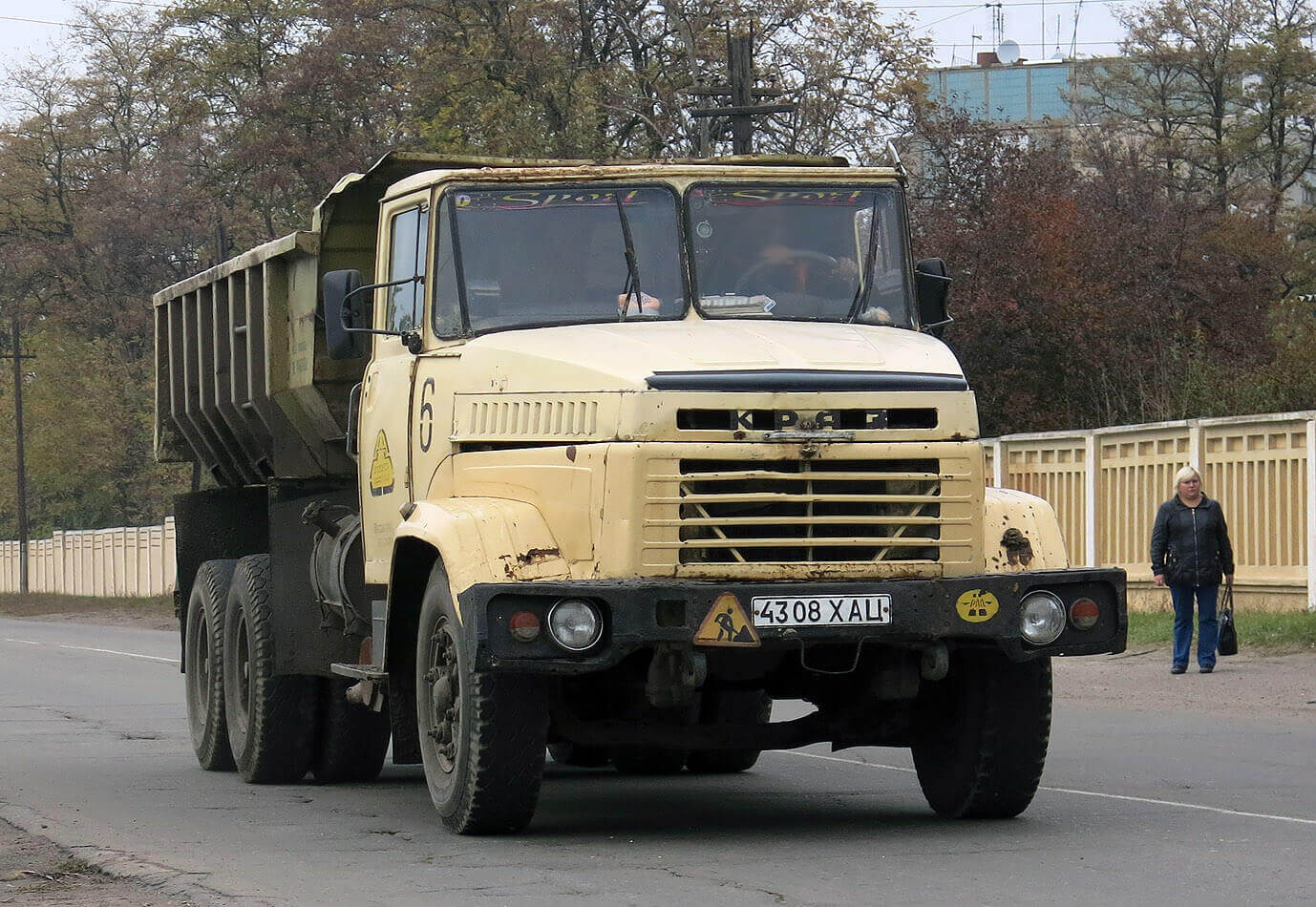 КрАЗ-256