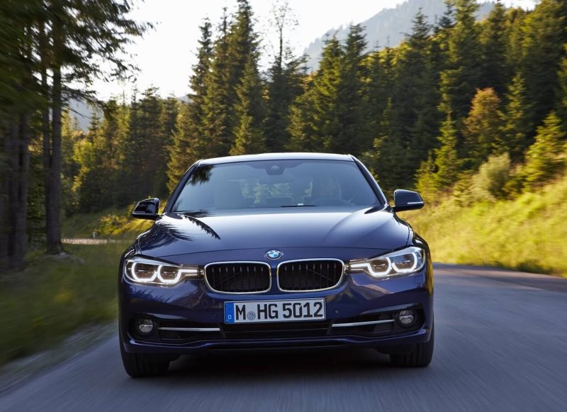 BMW F30 фото авто