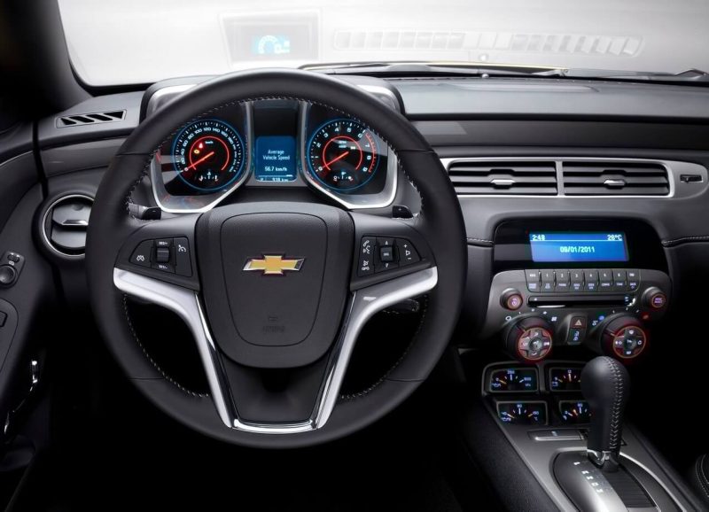 Салон Chevrolet Camaro V