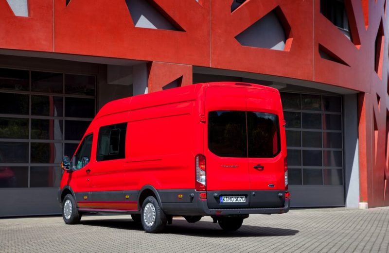 Ford Transit Jumbo Double 2014 года Вид сзади Ford Transit Jumbo Double