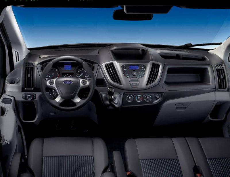 Салон Ford Transit
