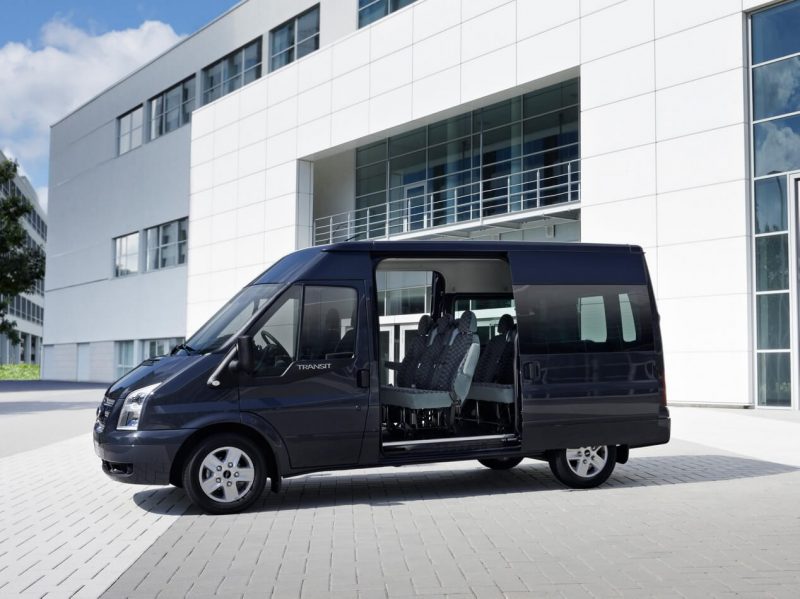 Микроавтобус Ford Transit 2011