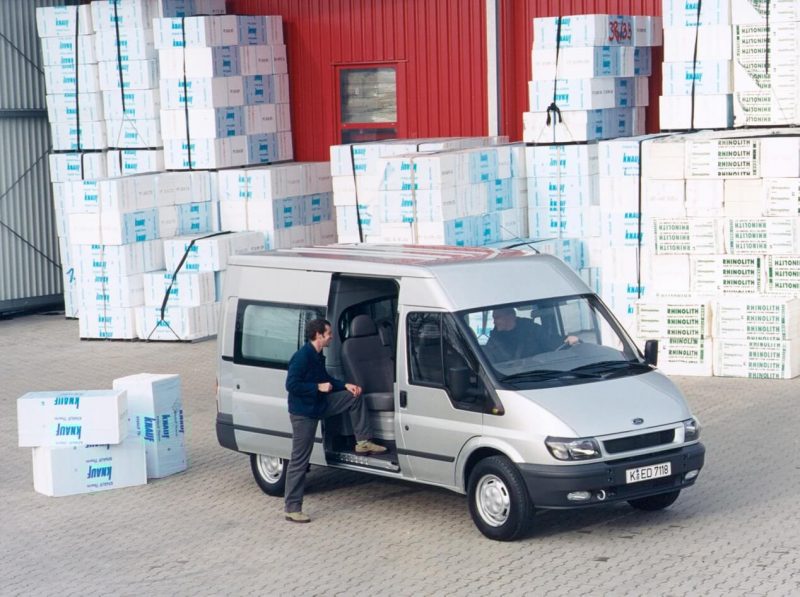 Ford Transit 2000 года Фото Ford Transit 2000 года