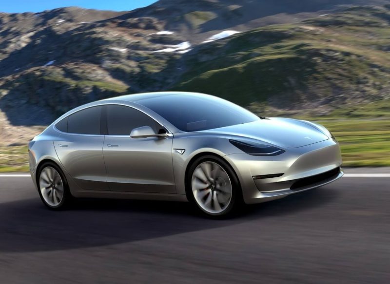 Фото атво Tesla Model 3