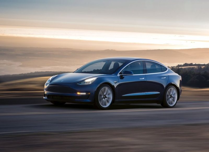 Новый Tesla Model 3 Tesla Model 3 авто