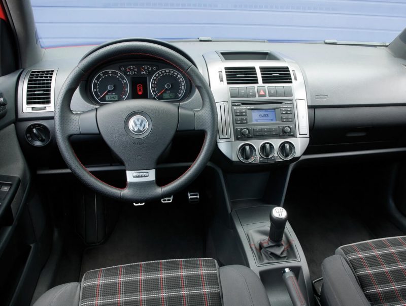 Передняя панель Volkswagen Polo IV
