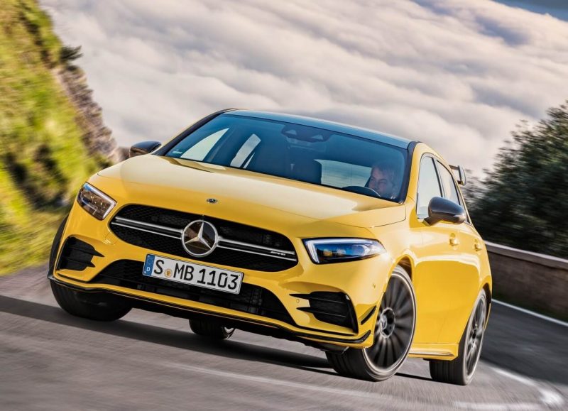 Фото Mercedes-AMG A35